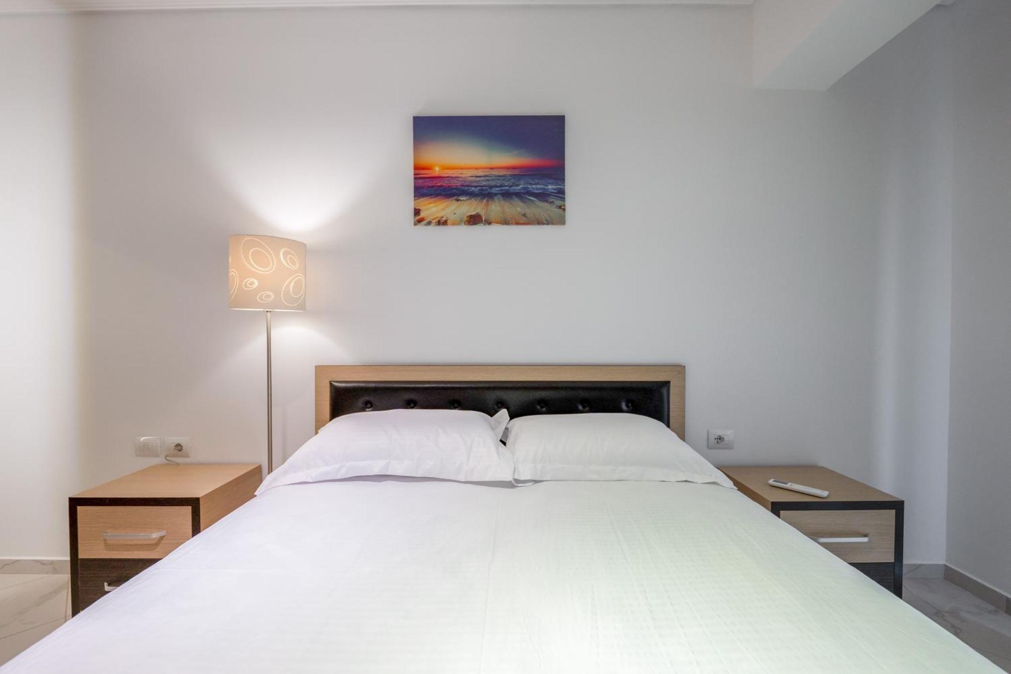 Mato Luxury Apartments Sarandë エクステリア 写真