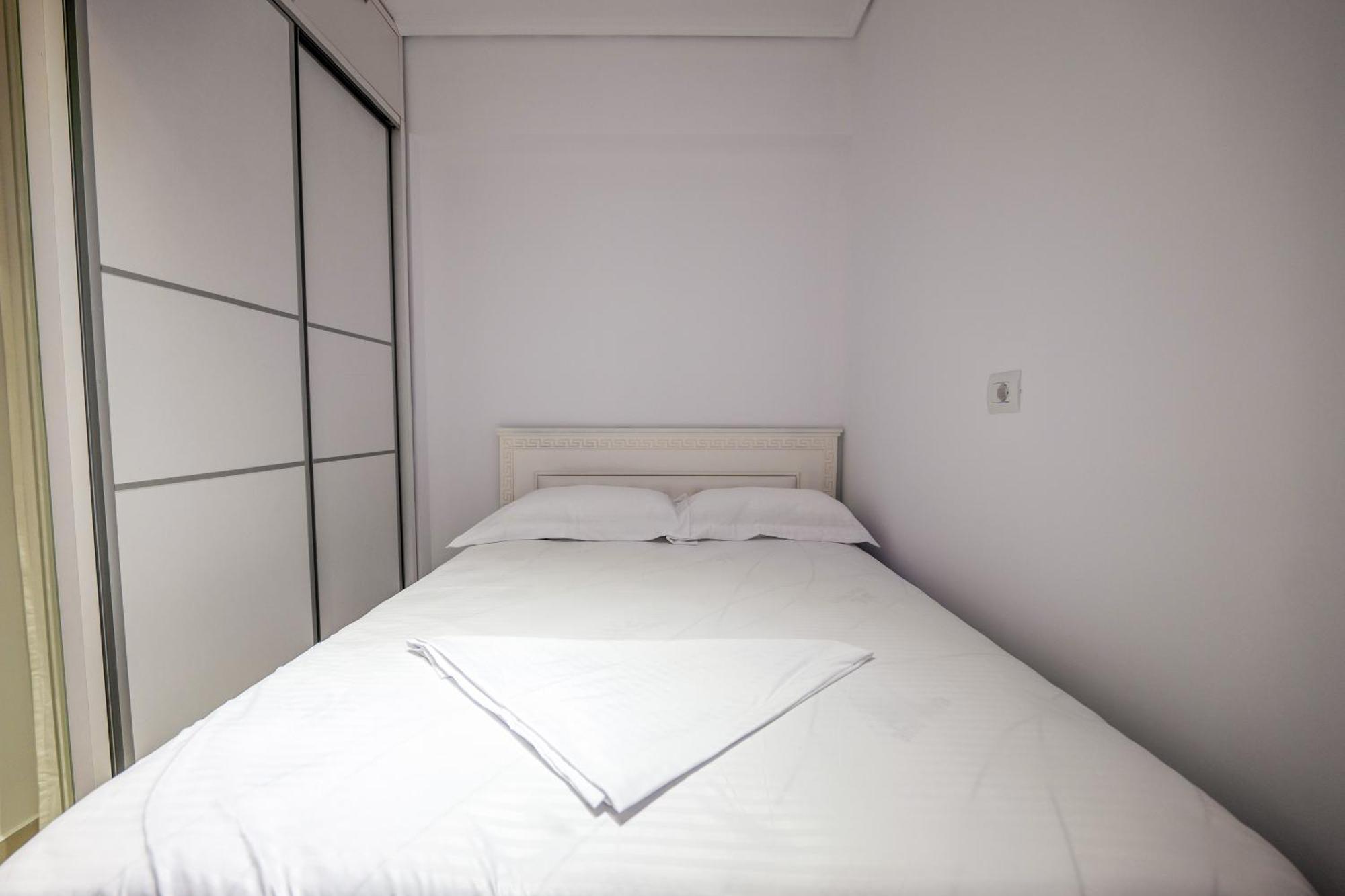 Mato Luxury Apartments Sarandë エクステリア 写真
