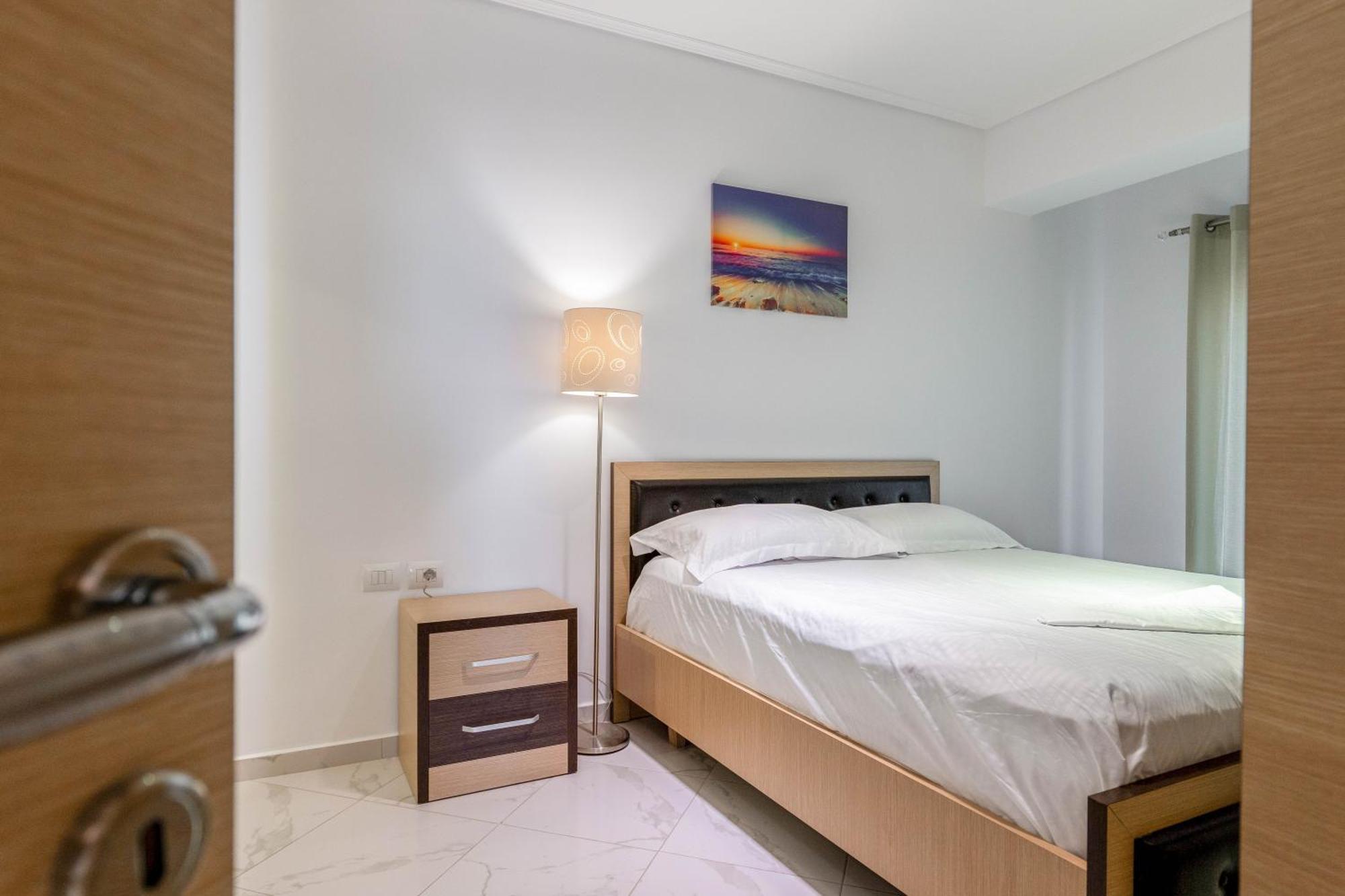 Mato Luxury Apartments Sarandë エクステリア 写真