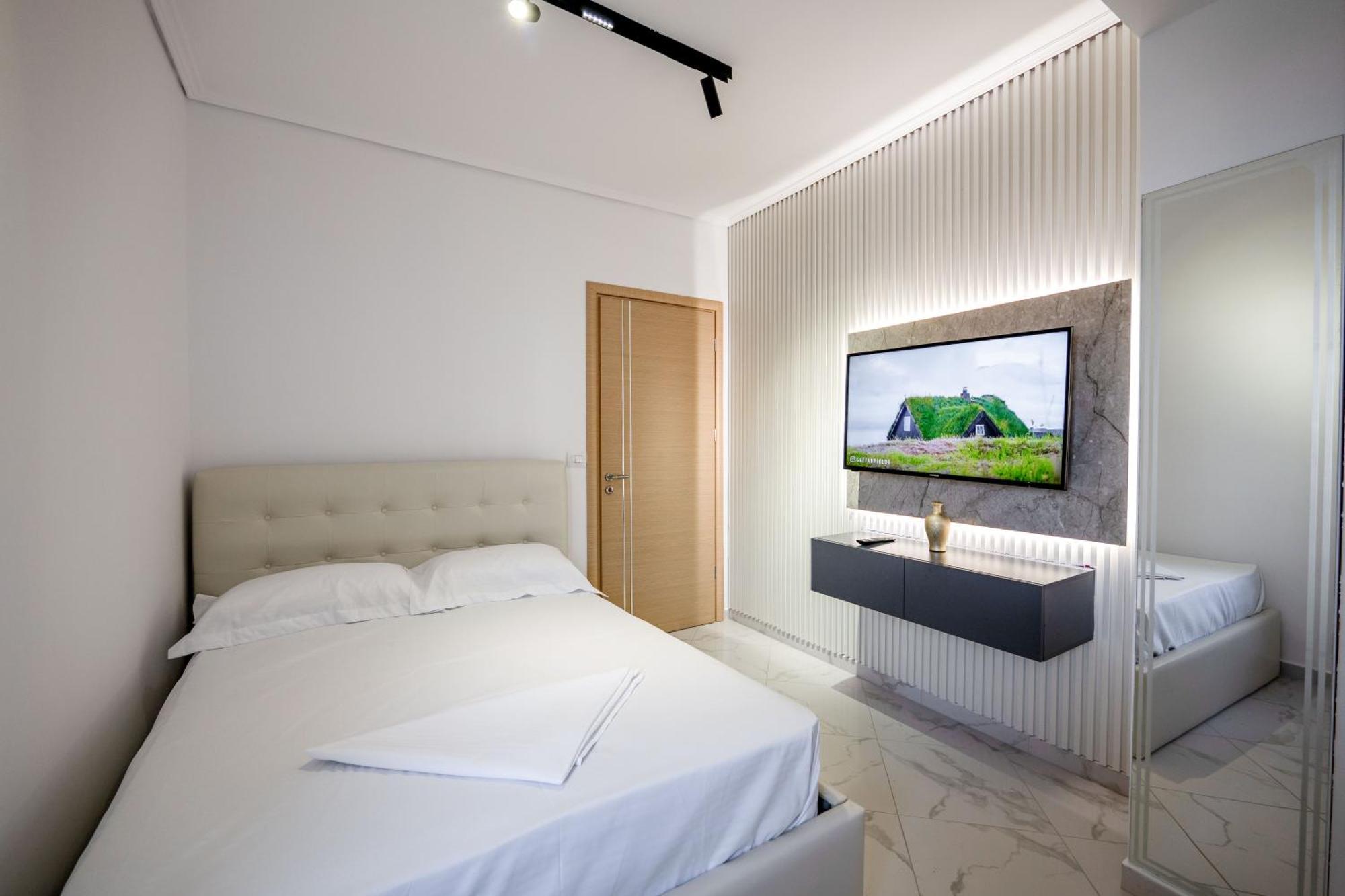 Mato Luxury Apartments Sarandë エクステリア 写真